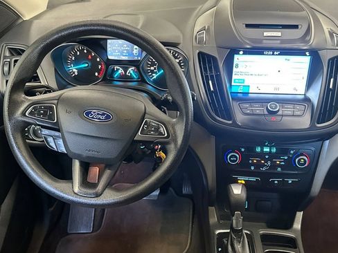 Used 2017 Ford Escape SE w/ Equipment Group 201A AWD/4WD image 14