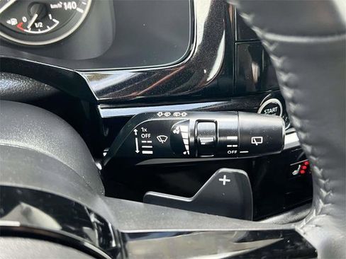 Certified 2024 Nissan Pathfinder SL image 19