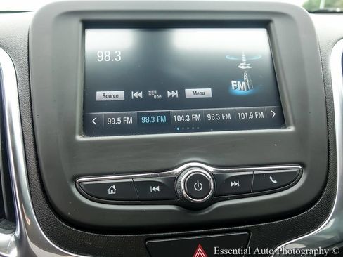 Used 2018 Chevrolet Equinox LT FWD image 16