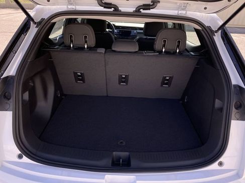 New 2027 Chevrolet Bolt LT w/ Comfort Package FWD image 37