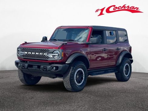 New 2025 Ford Bronco Badlands w/ Sasquatch Package AWD/4WD image 3