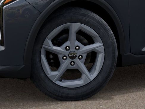 New 2025 Kia K4 LXS image 9