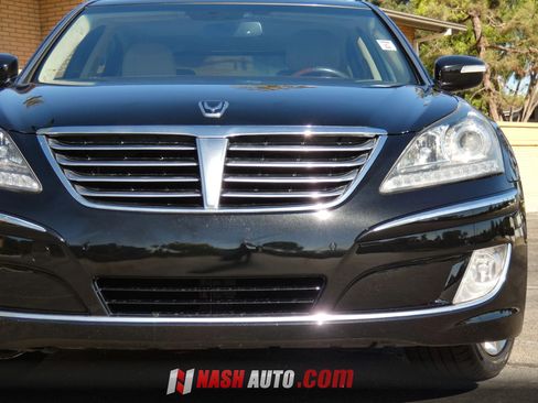 Used 2013 Hyundai Equus Signature RWD image 17