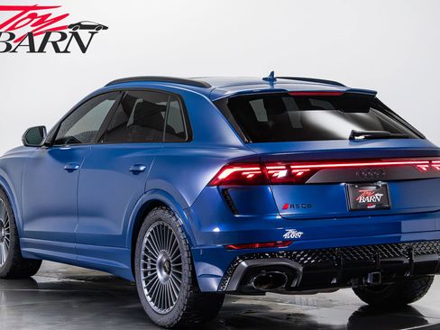 Used 2025 Audi RS Q8 performance AWD/4WD image 3