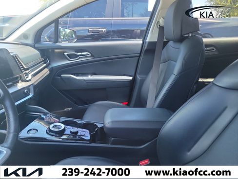 Certified 2023 Kia Sportage EX AWD/4WD image 7