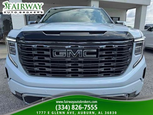 Used 2026 GMC Sierra 1500 Denali Ultimate AWD/4WD image 3