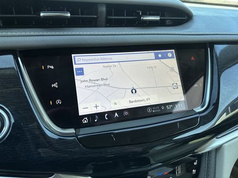 Used 2024 Cadillac XT6 Premium Luxury w/ Technology Package image 18