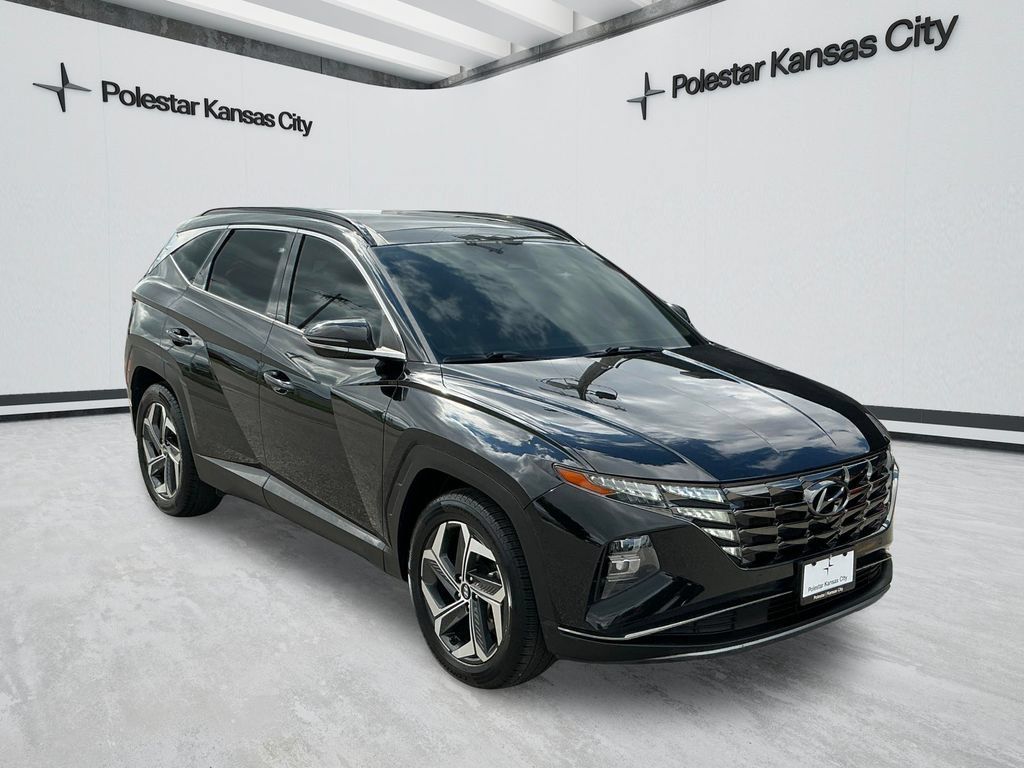 Used 2022 Hyundai Tucson Limited FWD image 2
