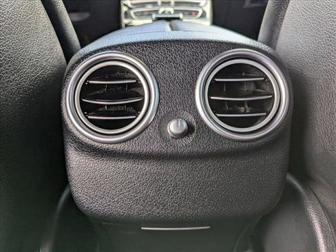 Used 2017 Mercedes-Benz E 300 image 18
