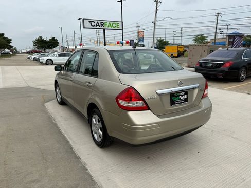 Used 2009 Nissan Versa Sedan w/ Convenience Pkg FWD image 9