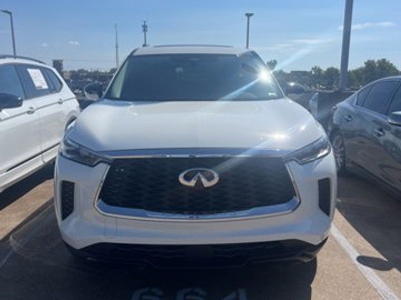 Certified 2025 INFINITI QX60 Pure w/ Cargo Package image 1