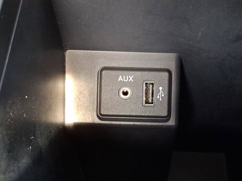 Used 2018 Nissan Sentra SV FWD image 26