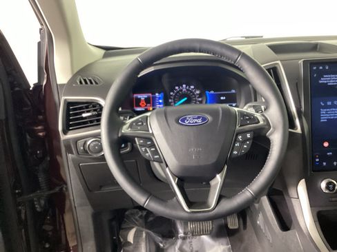 Used 2024 Ford Edge SEL w/ Convenience Package AWD/4WD image 18