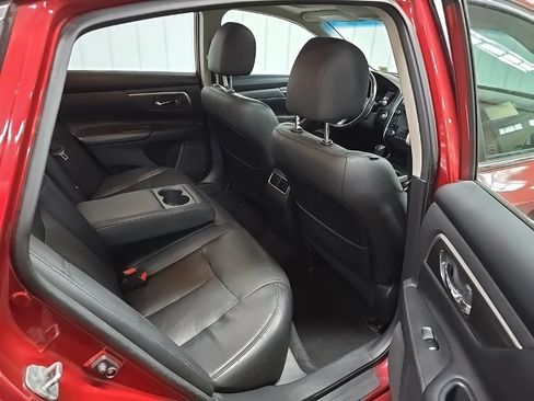 Used 2015 Nissan Altima 3.5 SL FWD image 21