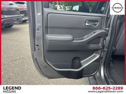 Used 2023 Nissan Frontier SV w/ Midnight Edition Package AWD/4WD image 15