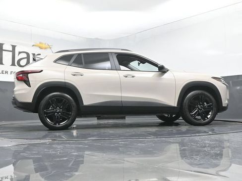 New 2026 Chevrolet Trax ACTIV w/ Driver Confidence Package FWD image 31