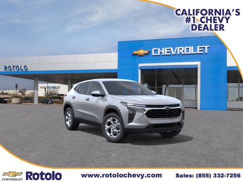 New 2026 Chevrolet Trax LS w/ LS Convenience Package FWD image 1