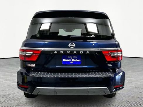 Used 2024 Nissan Armada SL w/ Captain's Chairs Package image 4