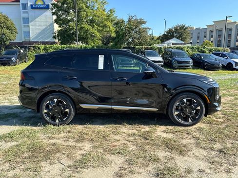 New 2026 Kia Sportage SX image 2