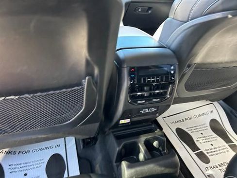 Used 2021 Jeep Grand Cherokee L Limited w/ Trailer Tow Group (B) AWD/4WD image 15