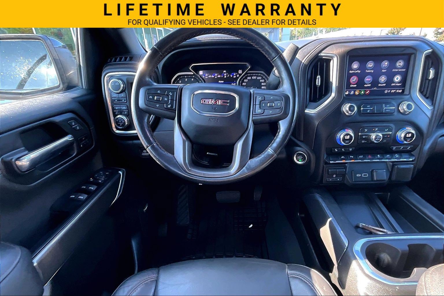 Certified 2022 GMC Sierra 1500 AT4 w/ AT4 Carbonpro Edition AWD/4WD image 5
