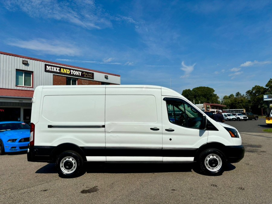 Used 2019 Ford Transit 250 148 Medium Roof RWD image 4
