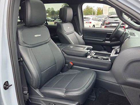 New 2026 Ford Expedition Max Platinum w/ Stealth Appearance Package image 17