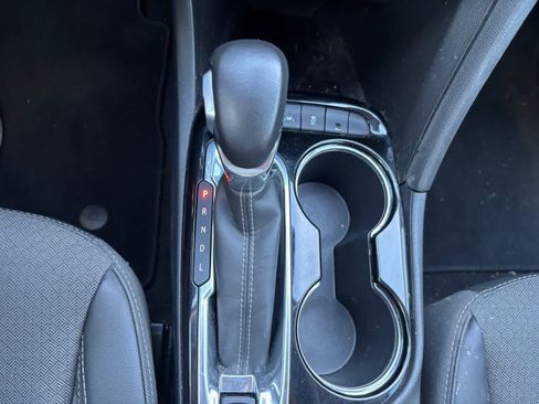 Used 2022 Buick Encore GX Preferred w/ Cold Weather Comfort Package image 11