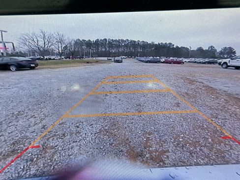 Used 2024 Chevrolet Malibu LT image 30