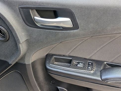 Used 2021 Dodge Charger R/T w/ Blacktop Package image 17