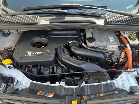 Used 2016 Ford C-MAX SE image 11