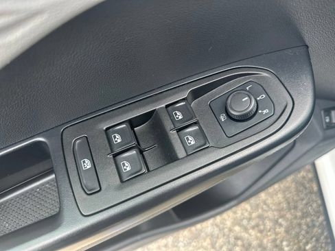 Used 2023 Volkswagen Taos S AWD/4WD image 15