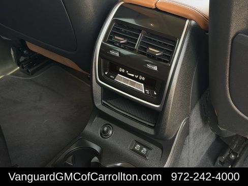 Used 2022 BMW X7 xDrive40i w/ Premium Package AWD/4WD image 37