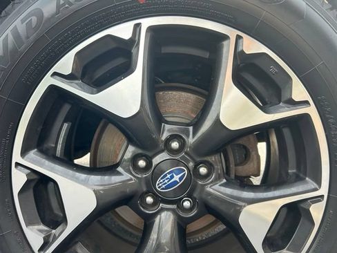 Used 2020 Subaru Crosstrek 2.0i Premium AWD/4WD image 8