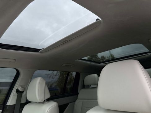 Certified 2025 Hyundai Santa Fe Calligraphy image 4