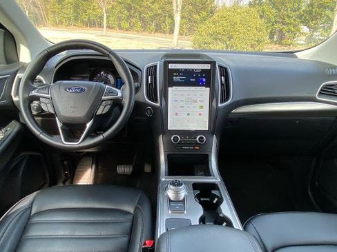 Certified 2022 Ford Edge SEL w/ Convenience Package image 12