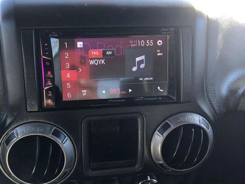 Used 2015 Jeep Wrangler Sport w/ Quick Order Package 24S image 18