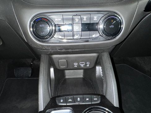 Certified 2023 Chevrolet TrailBlazer RS w/ Convenience Package image 14