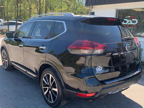 Used 2020 Nissan Rogue SL w/ Premium Package image 6