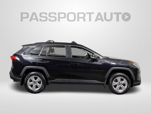 Used 2021 Toyota RAV4 XLE image 8
