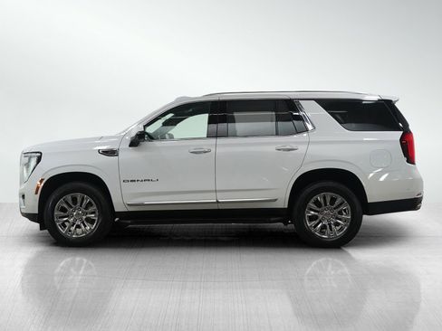 Used 2025 GMC Yukon Denali AWD/4WD image 4