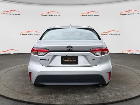 Used 2024 Toyota Corolla LE FWD image 9