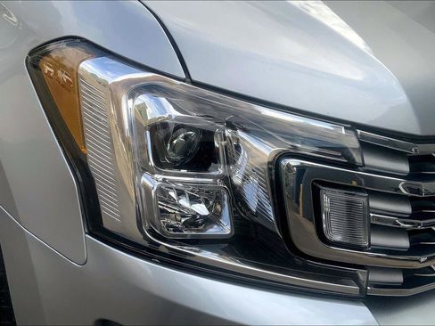 Used 2020 Ford Expedition Limited image 29