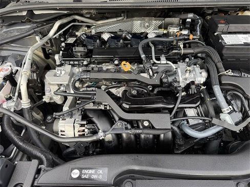 Used 2025 Toyota Corolla LE image 32