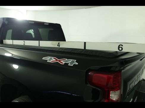 Certified 2021 Chevrolet Silverado 1500 LT w/ Bed Protection Package AWD/4WD image 11