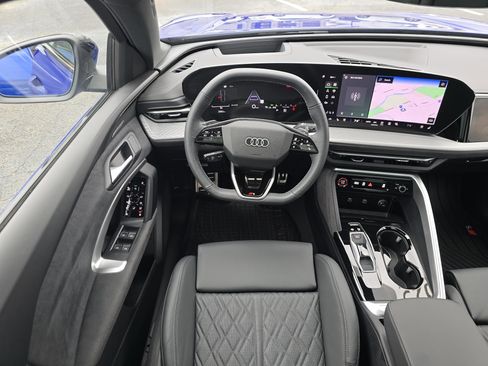 Certified 2025 Audi SQ5 Prestige w/ Prestige Package image 21