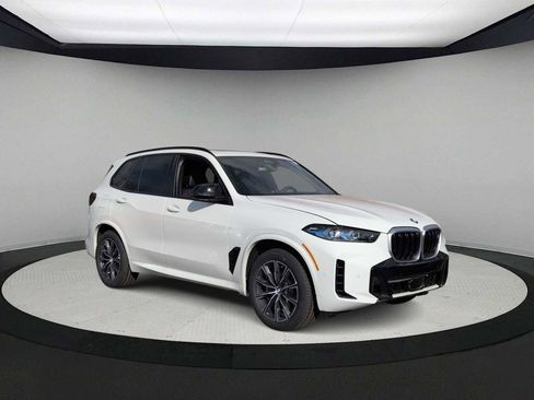 New 2026 BMW X5 M60i w/ Climate Comfort Package image 2