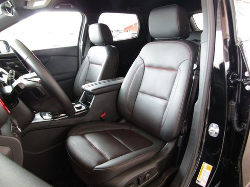 Used 2025 Chevrolet Blazer RS image 23