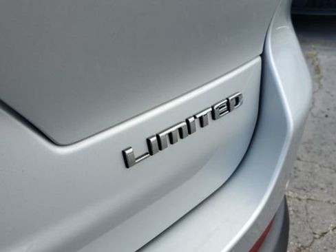 Certified 2023 Jeep Grand Cherokee L Limited AWD/4WD image 30