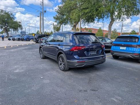 Certified 2023 Volkswagen Tiguan SE FWD image 4